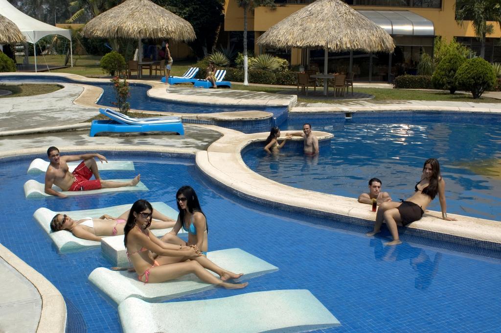 Hotel Terranova 코아트사코알코스 외부 사진